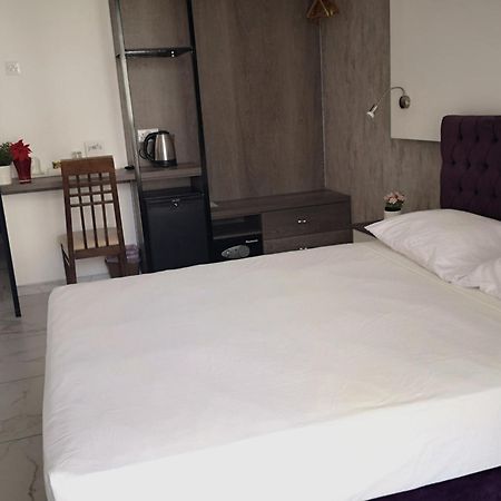St Elena Boutique Residence Lárnaka Eksteriør bilde